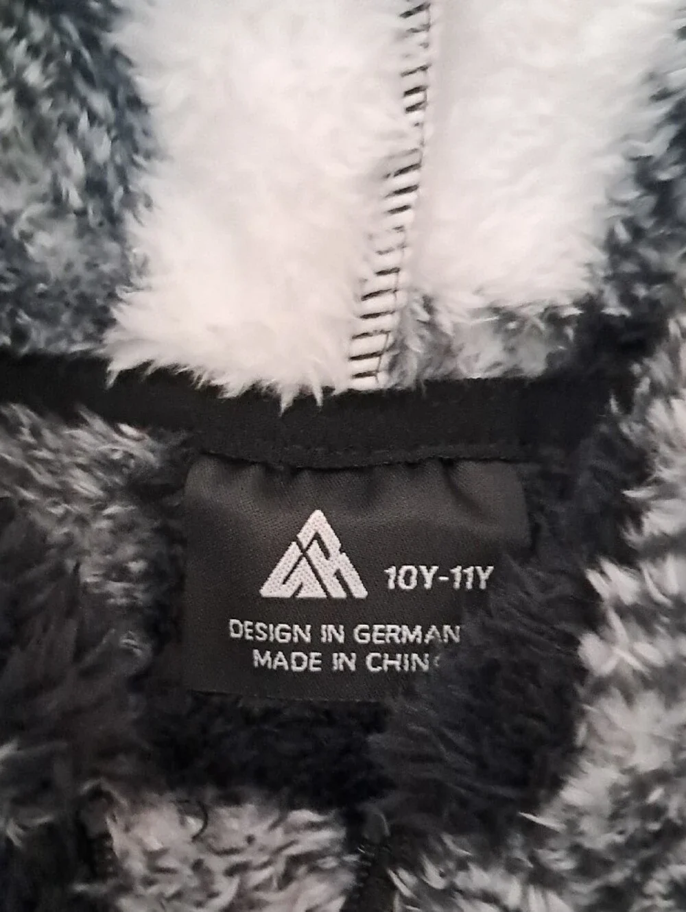 Girls Size 10 Black & White Check Plush Hoodie - Unbranded